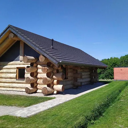 Naturstammhaus Tollensesee Groß Nemerow