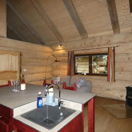 Chalet Naturstammhaus Tollensesee *