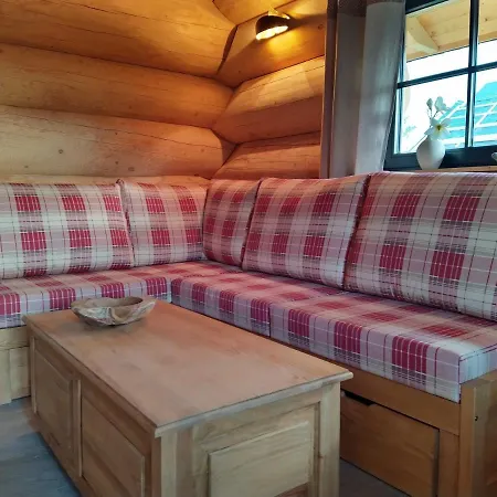 Naturstammhaus Tollensesee Chalet *